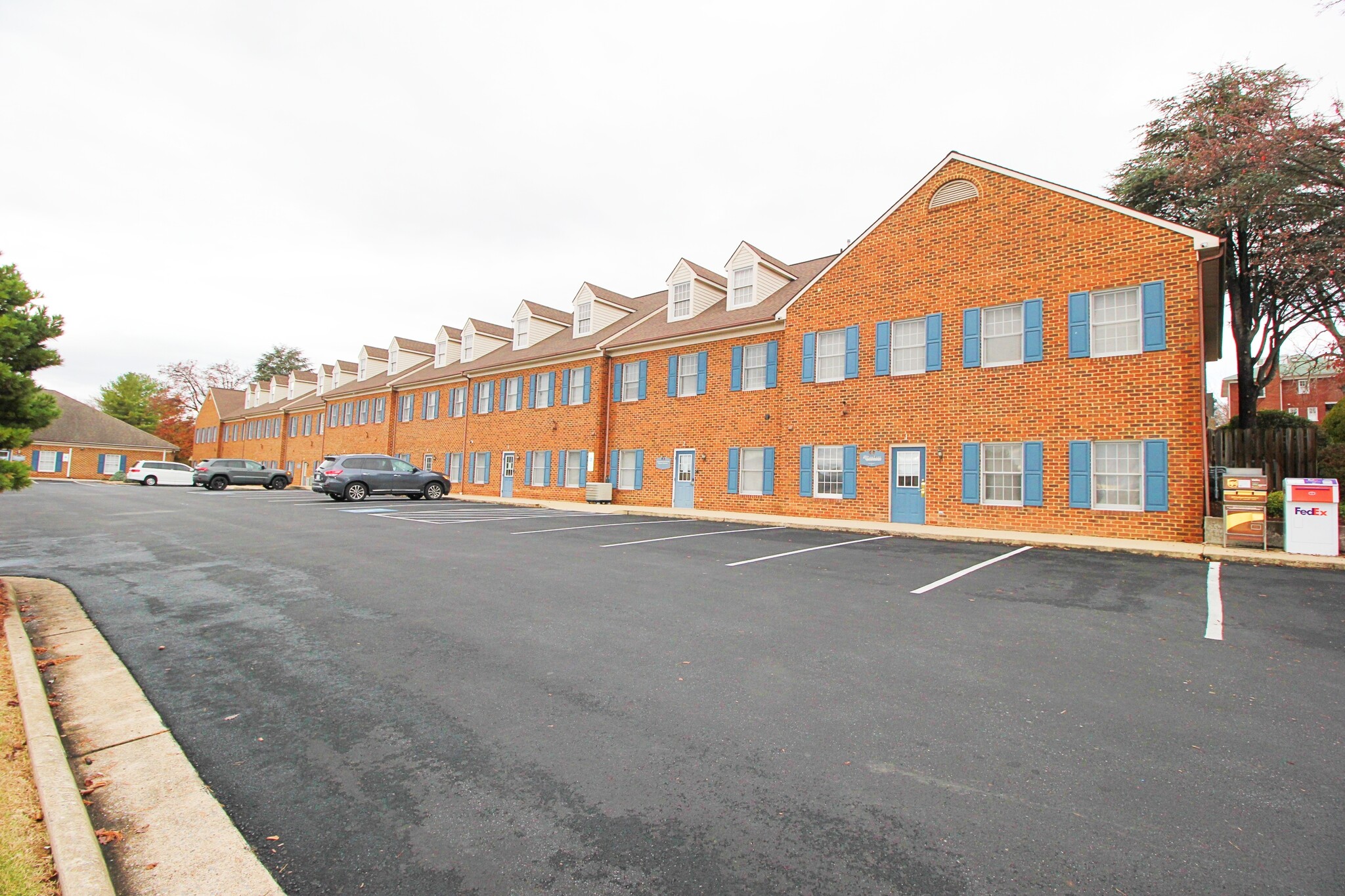 1600 N Coalter St, Staunton, VA à louer Photo de l’immeuble– Image 1 sur 4