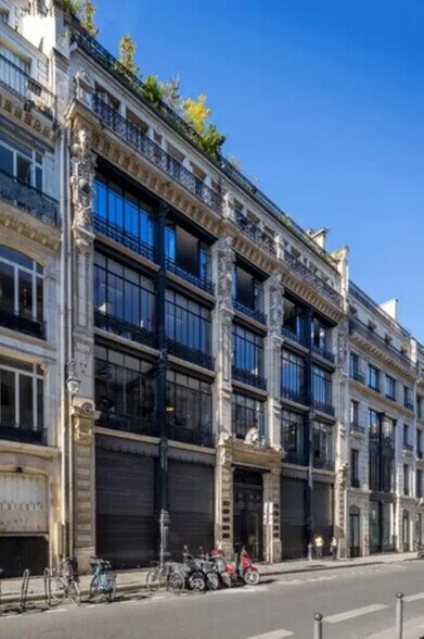 Bureau dans Paris à louer - Photo de l’immeuble – Image 1 sur 11