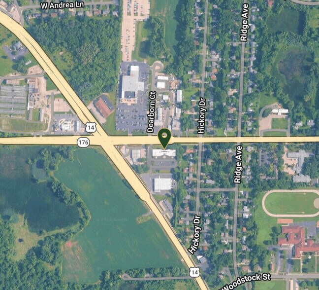 651 W Terra Cotta Ave, Crystal Lake, IL à louer - Photo de l’immeuble – Image 2 sur 5
