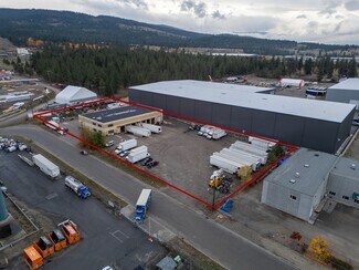 Plus de détails pour 131 Tilley Rd, Kelowna, BC - Industriel/Logistique à vendre