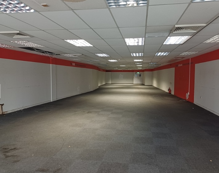 40-41 High St, High Wycombe à louer Photo intérieure– Image 1 sur 2