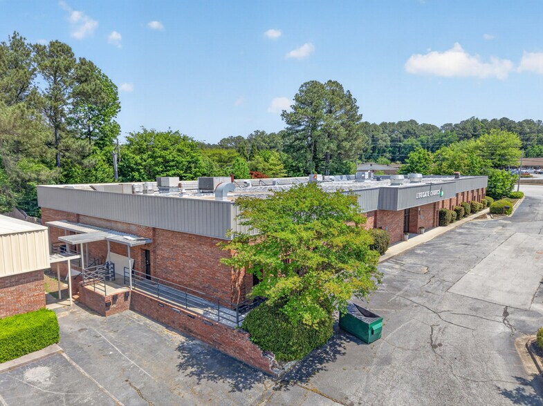 3005 Lenora Church Rd, Snellville, GA à vendre - Photo de l’immeuble – Image 2 sur 62