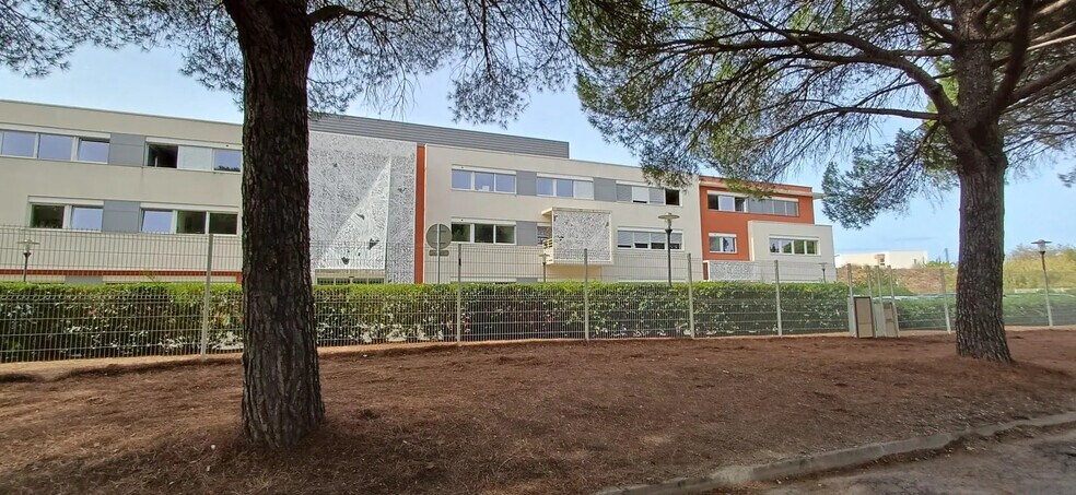 Bureau dans Baillargues à louer - Photo de l’immeuble – Image 2 sur 5