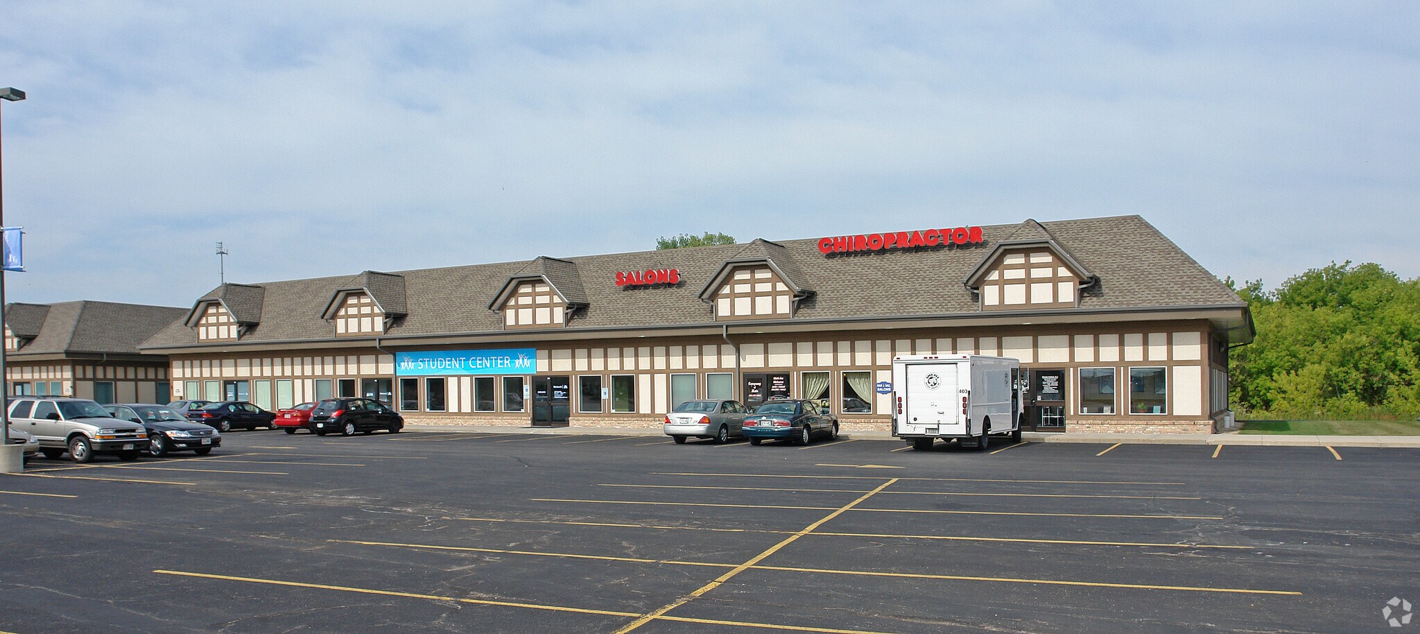 N112W16200-N112W16344 Mequon Rd, Germantown, WI à louer Photo principale– Image 1 sur 11