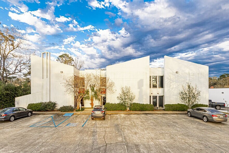 619 Jefferson Hwy, Baton Rouge, LA à louer - Photo de l’immeuble – Image 1 sur 7