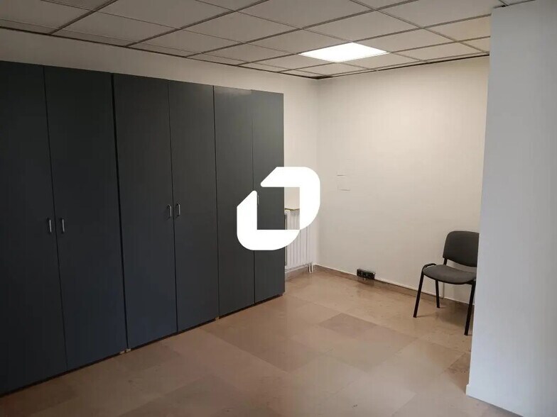 Bureau dans Le Raincy à louer - Photo de l’immeuble – Image 3 sur 6