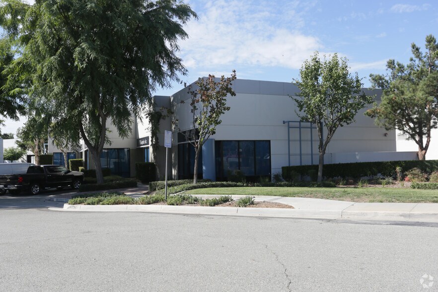 1518 Arrow Hwy, La Verne, CA à louer - Photo principale – Image 3 sur 5