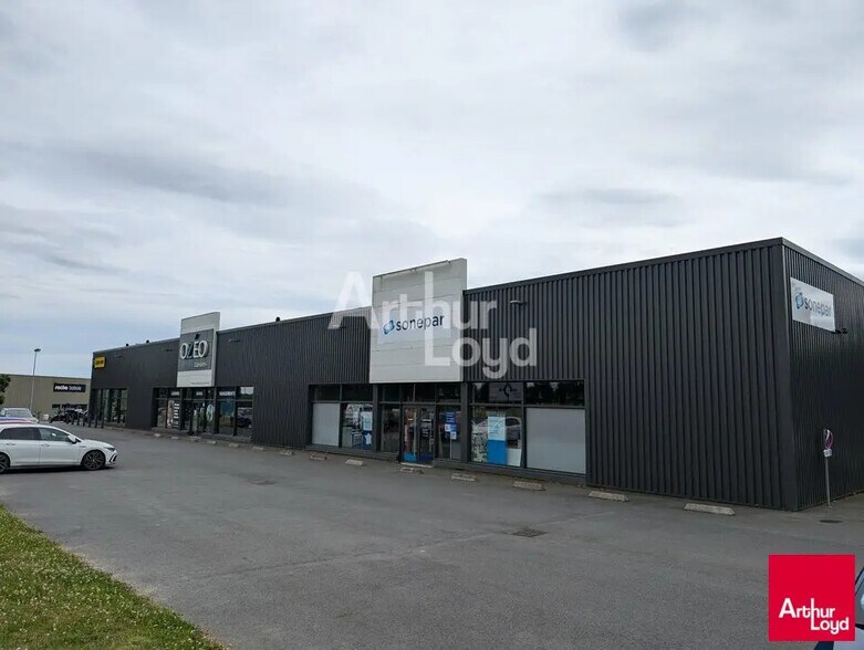 Local commercial dans La Chapelle-des-Fougeretz à louer - Photo de l’immeuble – Image 3 sur 9