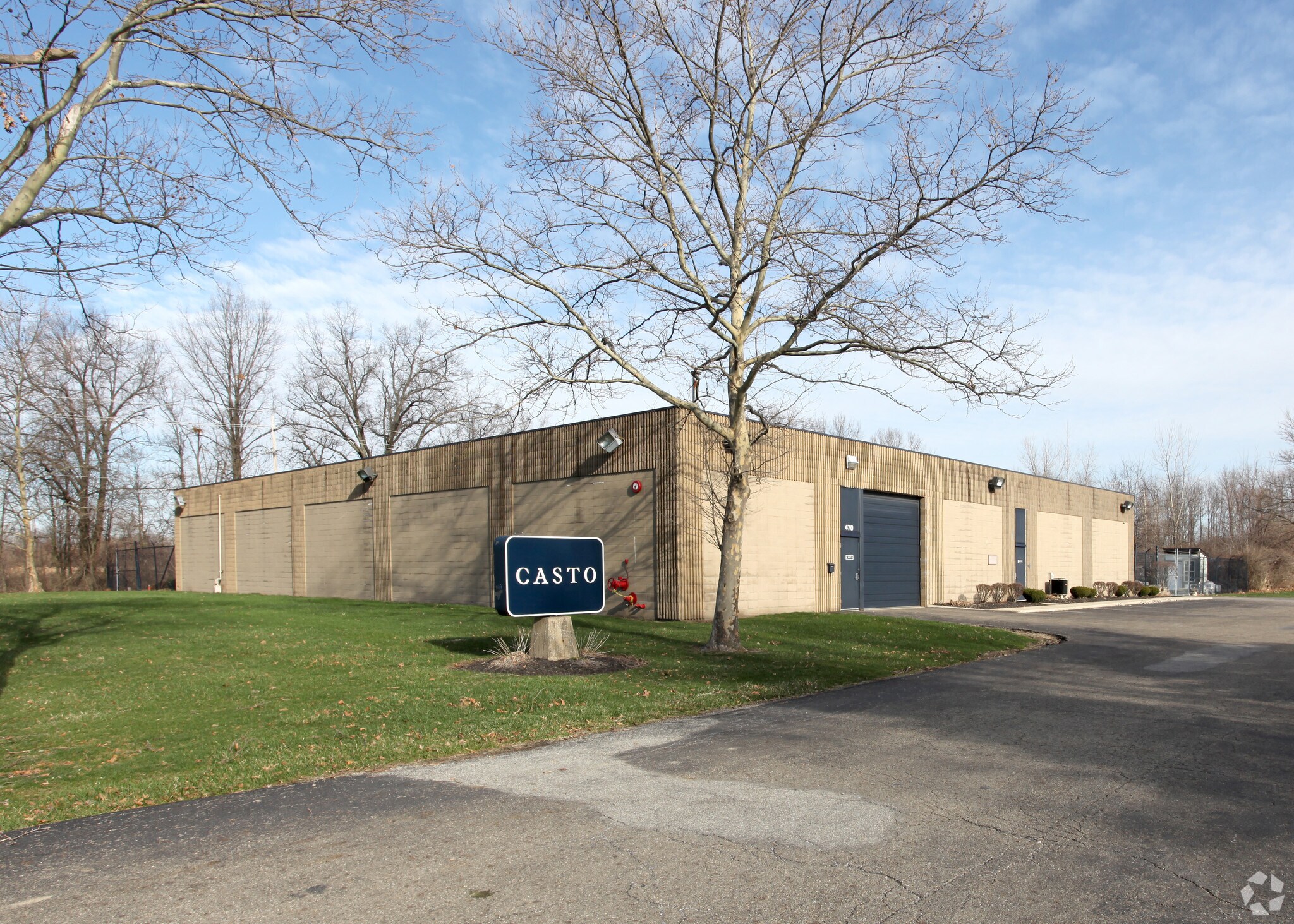 470 Mccormick Blvd, Whitehall, OH à vendre Photo principale– Image 1 sur 8