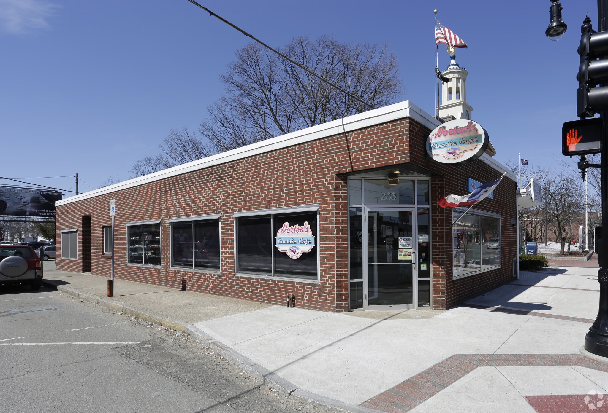 233 Main St, Nashua, NH à vendre Photo principale– Image 1 sur 14