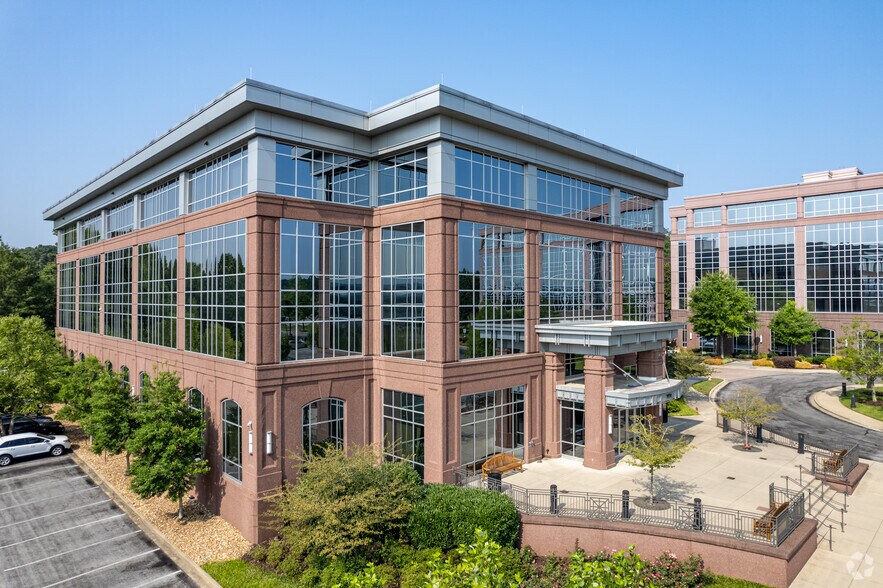 2034 Hamilton Place Blvd, Chattanooga, TN à louer - Photo de l’immeuble – Image 2 sur 13