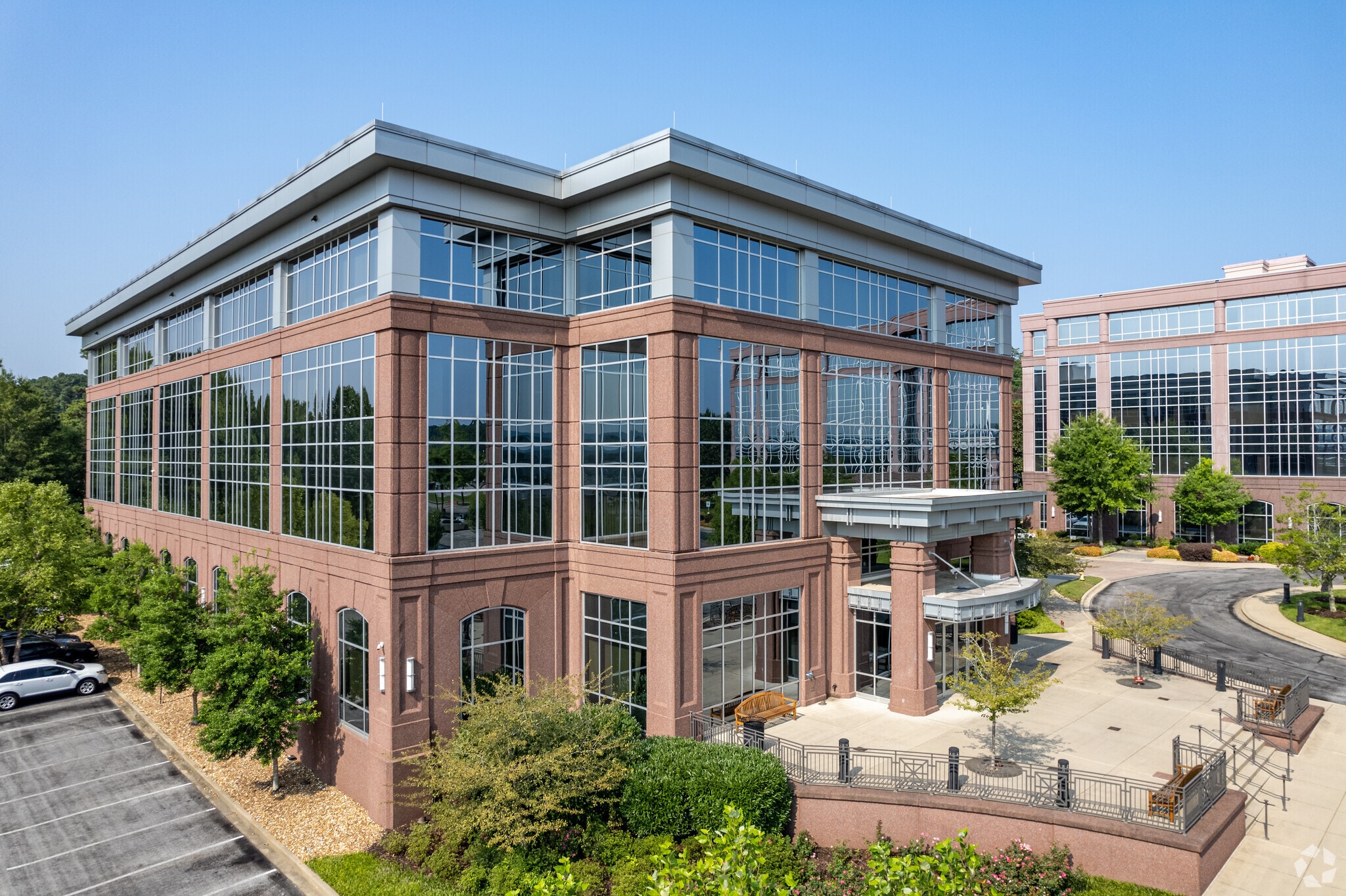 2034 Hamilton Place Blvd, Chattanooga, TN à louer Photo de l’immeuble– Image 1 sur 4