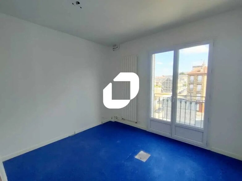 Bureau dans Le Chesnay-Rocquencourt à vendre - Photo de l’immeuble – Image 3 sur 5
