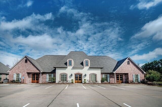 302 Highland Park Cove, Ridgeland, MS à louer - Photo de l’immeuble – Image 2 sur 22