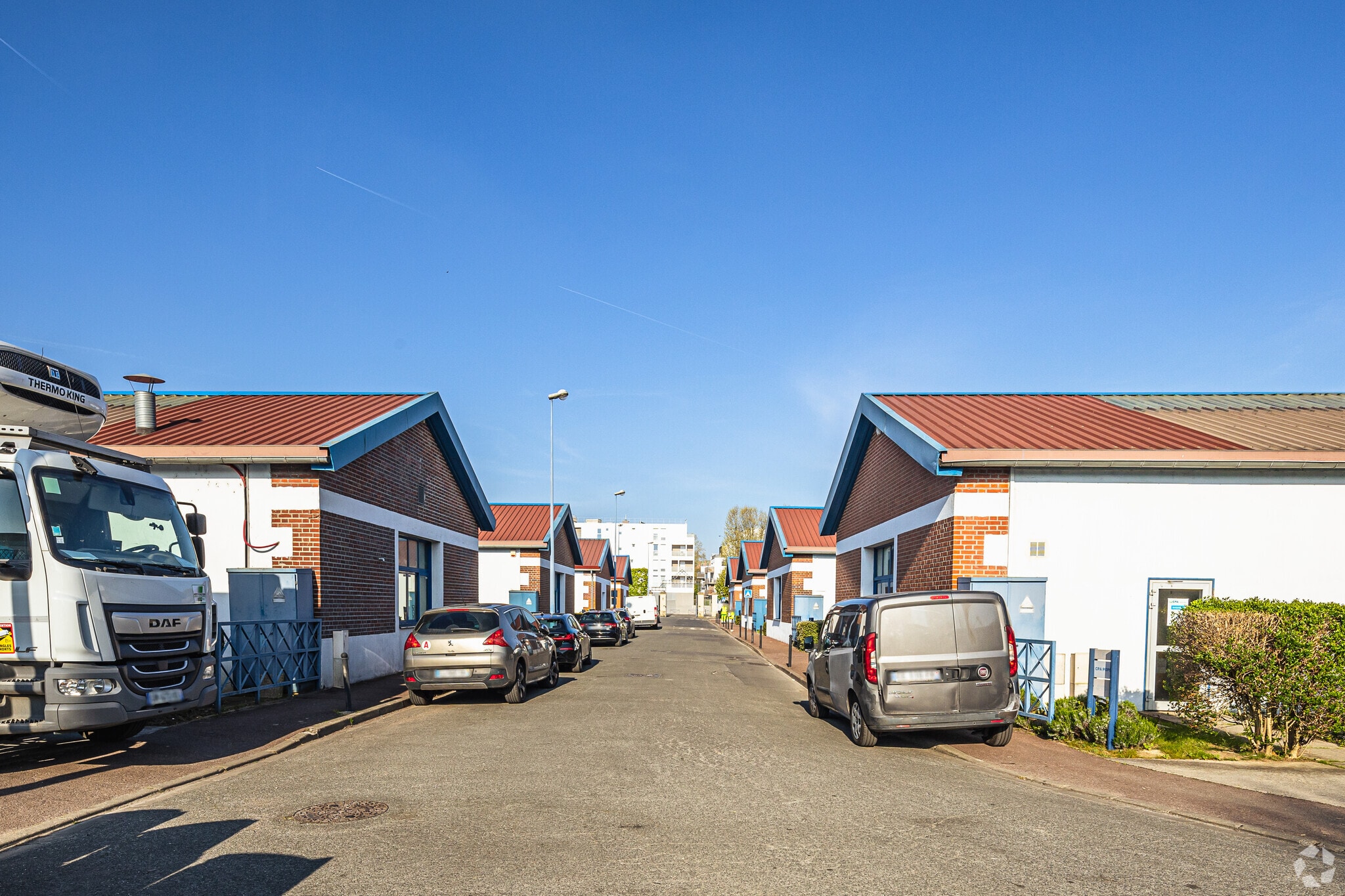114-126 Avenue D'Alfortville, Choisy-le-Roi à louer Photo principale– Image 1 sur 10