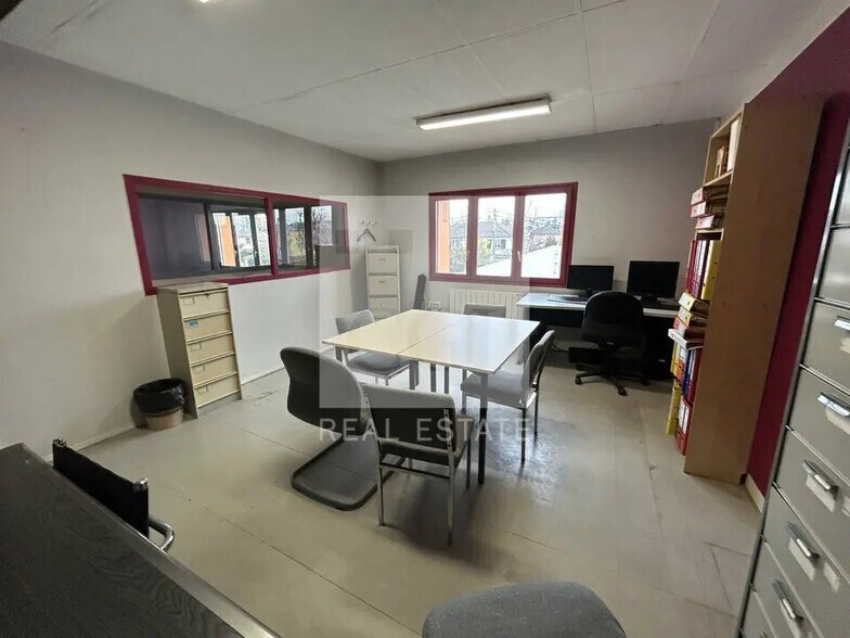 Bureau dans Villefranche-sur-Saône à louer - Photo de l’immeuble – Image 2 sur 10