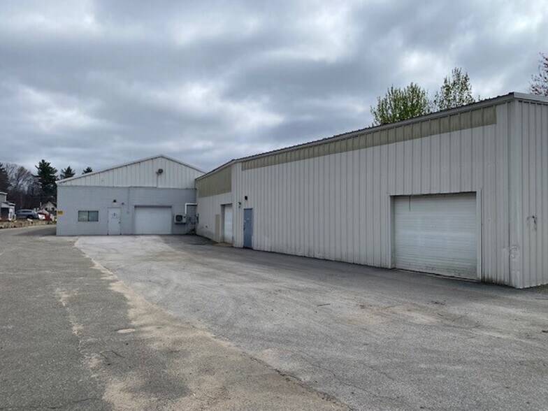 92 Londonderry Tpke, Manchester, NH à louer - Photo de l’immeuble – Image 3 sur 16