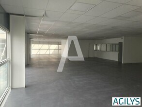Bureau dans Champigny-sur-Marne à vendre Photo intérieure– Image 2 sur 9