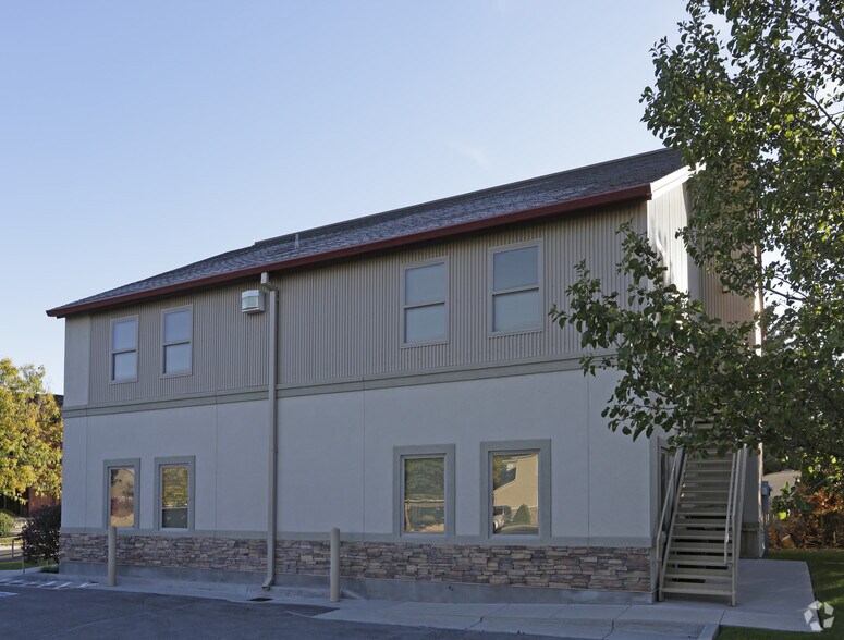 202 E 5900 S, Salt Lake City, UT à louer - Photo de l’immeuble – Image 3 sur 9