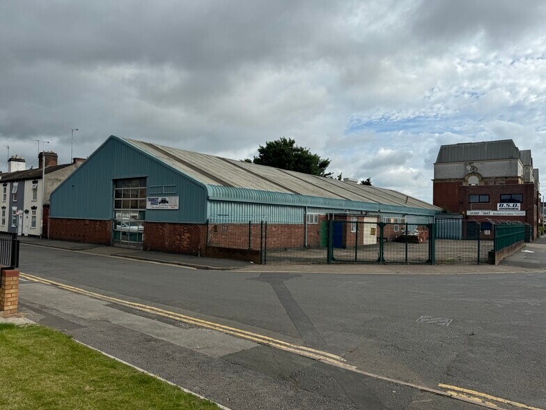 79 Curzon St, Burton On Trent à vendre - Photo de l’immeuble – Image 2 sur 3