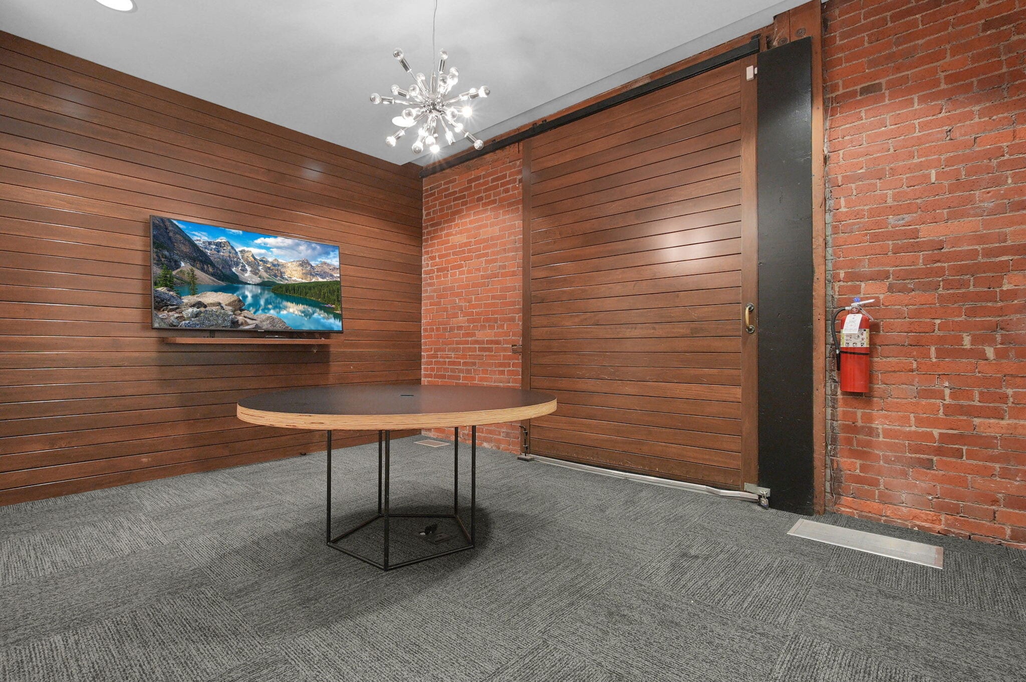 232 N 3rd St, Columbus, OH à louer Photo intérieure– Image 1 sur 9