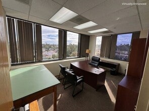 7777 Alvarado Rd, La Mesa, CA à louer Photo intérieure– Image 1 sur 10