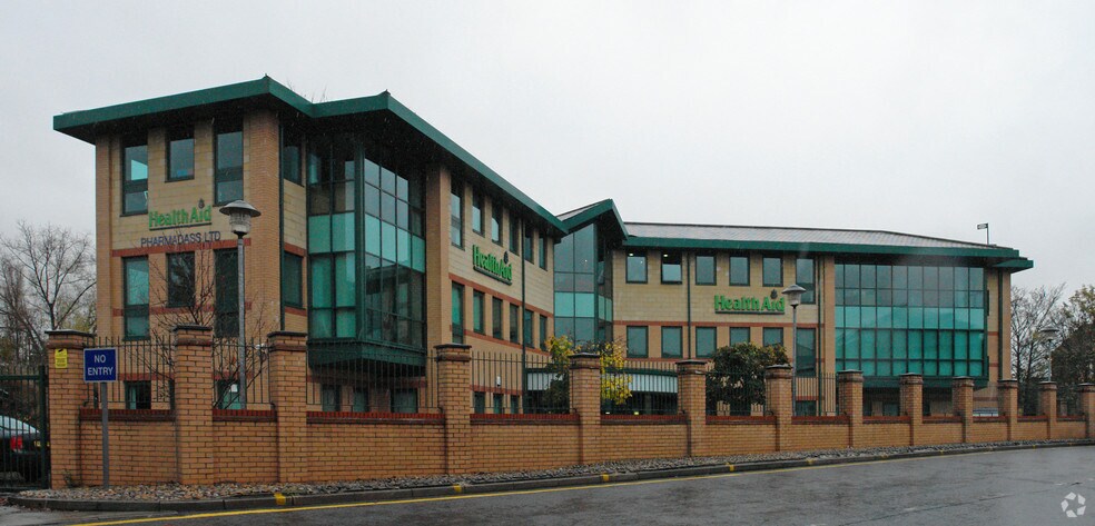 Marlborough Hl, Harrow à louer - Photo de l’immeuble – Image 1 sur 23