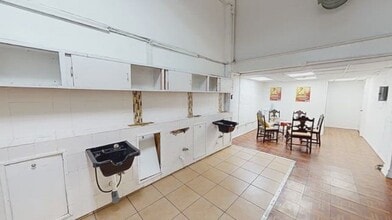 87-95 Halsey St, Newark, NJ à louer - Vidéo sur l’annonce professionnelle