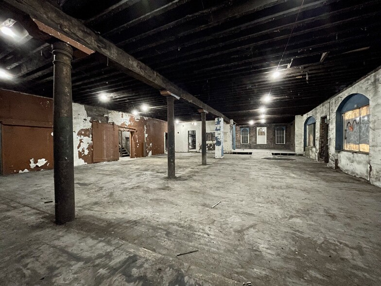 285 Second St, Troy, NY à louer - Photo intérieure – Image 1 sur 8