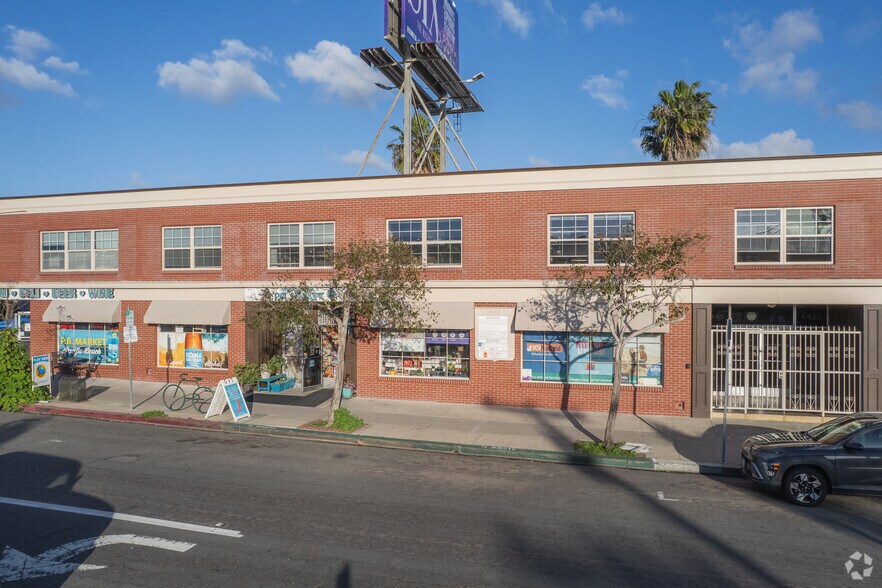 4425 Cass St, San Diego, CA à louer - Photo de l’immeuble – Image 2 sur 15