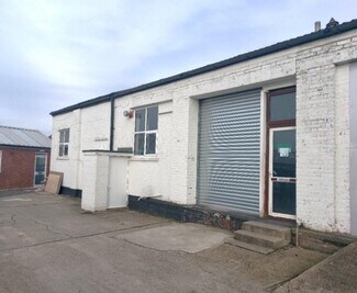 Plus de détails pour 2-3 Bridge Rd, Camberley - Industriel/Logistique à louer