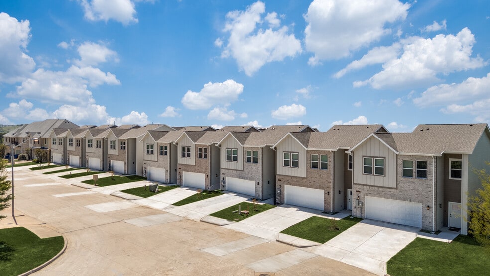 6655 Mountain Trl, Dallas, TX à vendre - Photo principale – Image 1 sur 27