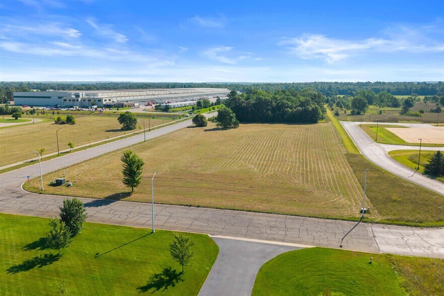 Week St, Stevens Point, WI à vendre - Aérien – Image 3 sur 5