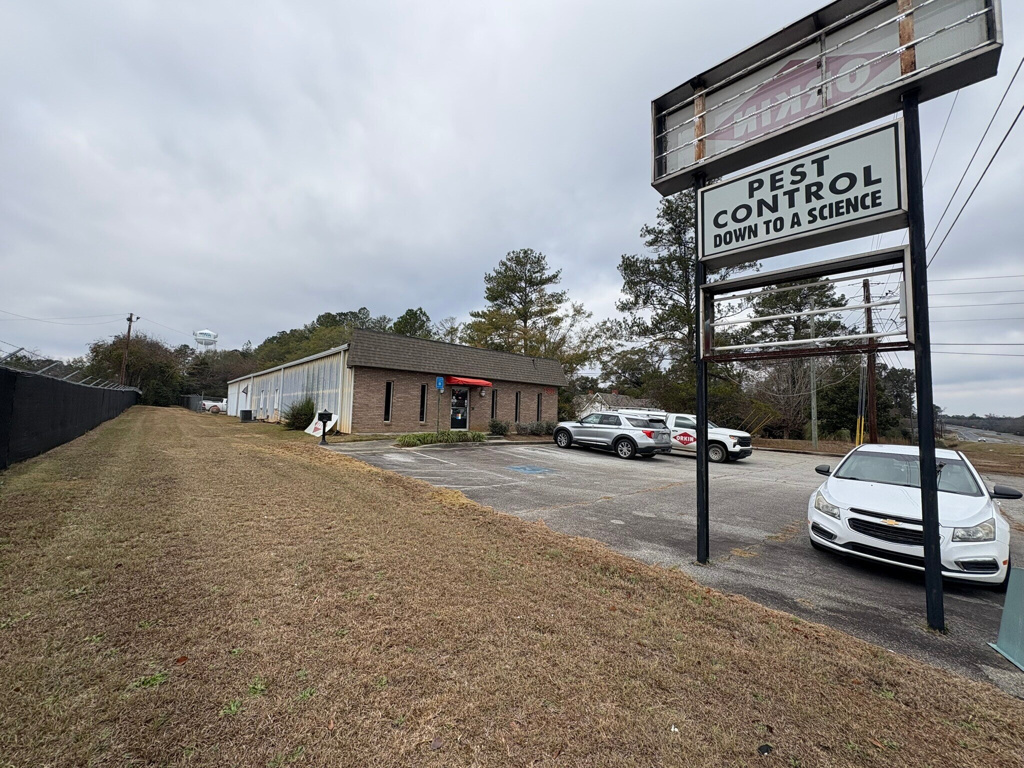 7381 Hawkinsville Rd, Macon-Bibb, GA à louer Photo principale– Image 1 sur 11