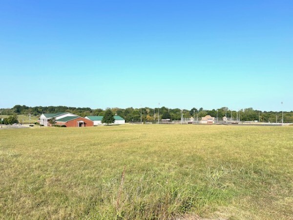 900 South Ellington Parkway, Lewisburg, TN à vendre - Photo de l’immeuble – Image 2 sur 8
