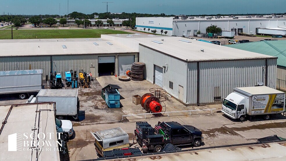 520 N Loop 288, Denton, TX à louer - Photo de l’immeuble – Image 3 sur 19