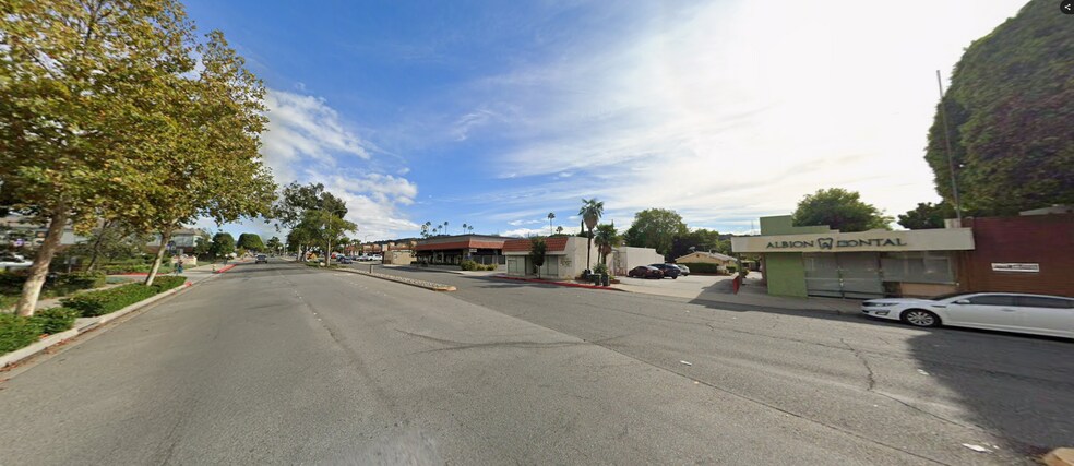 222 E Route 66, Glendora, CA à vendre - Photo de l’immeuble – Image 2 sur 8