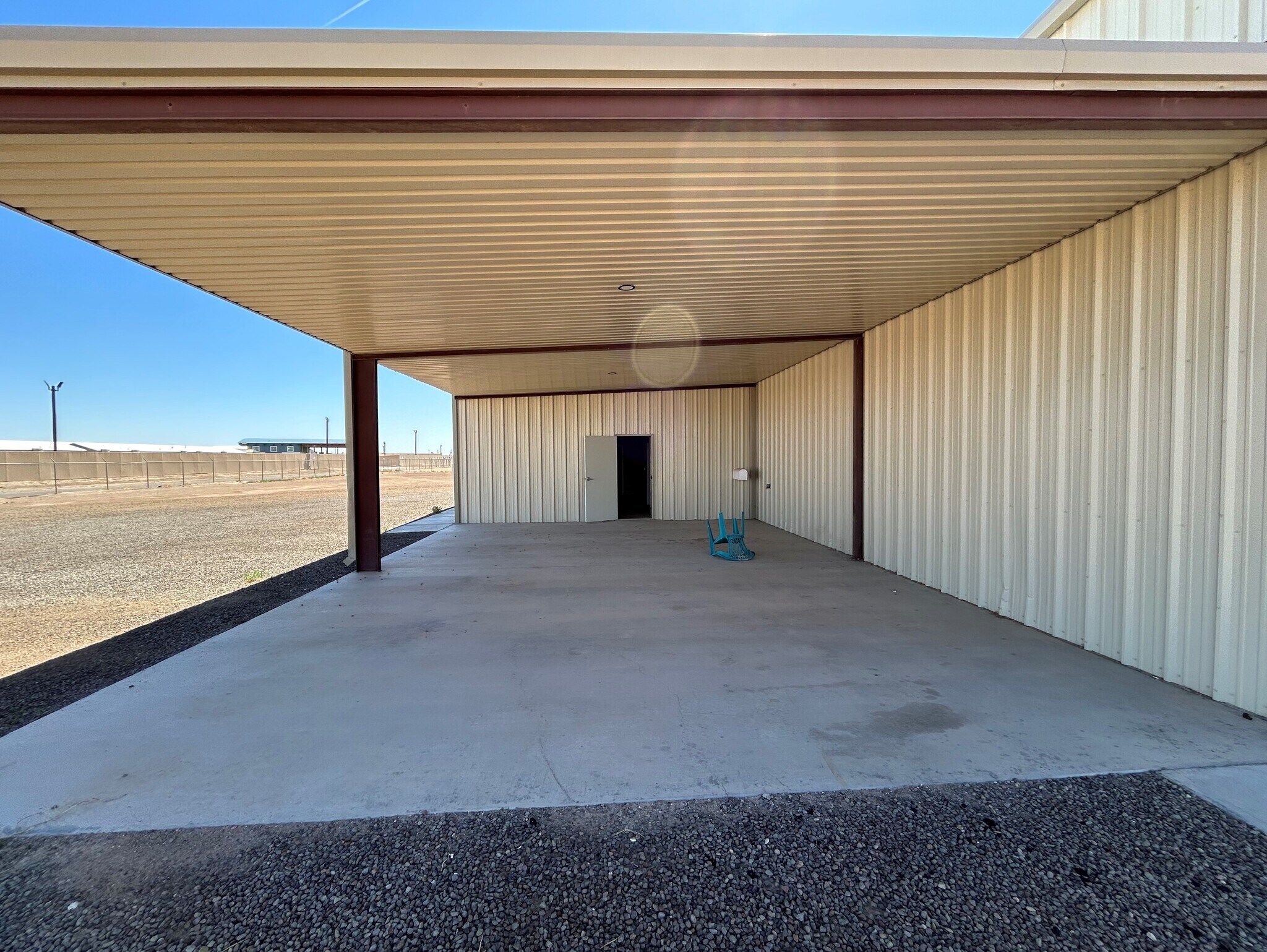1389 Oil Mil Rd, Pecos, TX à louer Photo principale– Image 1 sur 40