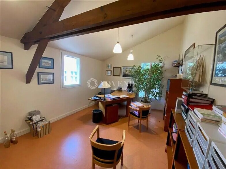 Bureau dans Créteil à vendre - Photo de l’immeuble – Image 2 sur 7