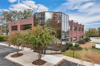 Plus de détails pour 1321 Long St, High Point, NC - Bureau à vendre
