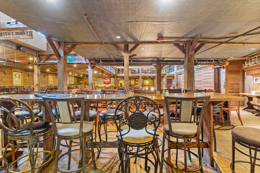 25911 I-45, Spring, TX à vendre - Photo de l’immeuble – Image 3 sur 37