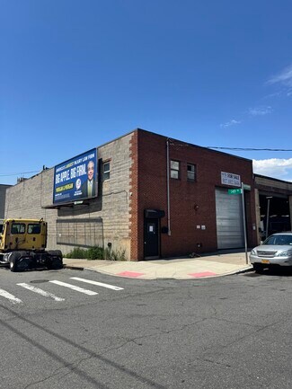Plus de détails pour 149-18 Guy R Brewer Blvd, Jamaica, NY - Industriel/Logistique à vendre
