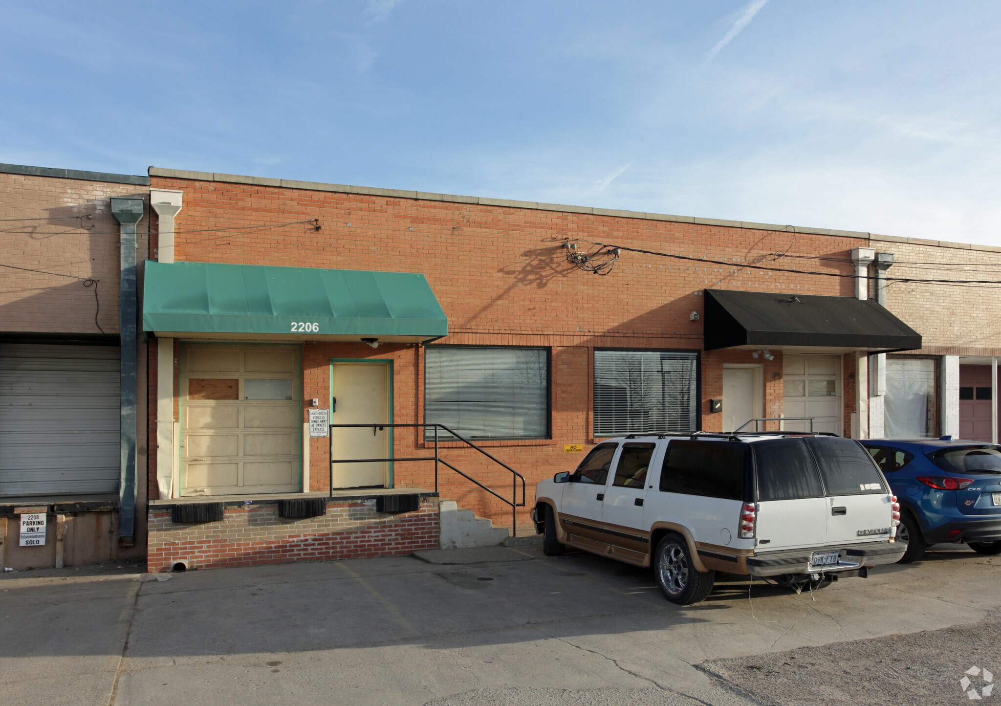 2204-2206 Irving Blvd, Dallas, TX à louer Photo principale– Image 1 sur 7