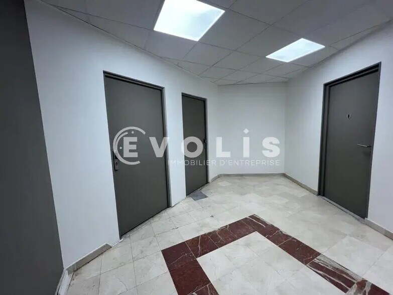 Bureau dans Rosny-sous-Bois à louer - Photo intérieure – Image 2 sur 10