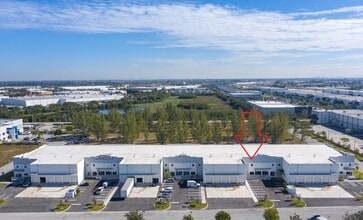 12301 NW 116th Ave, Medley, FL à louer Photo intérieure– Image 1 sur 6