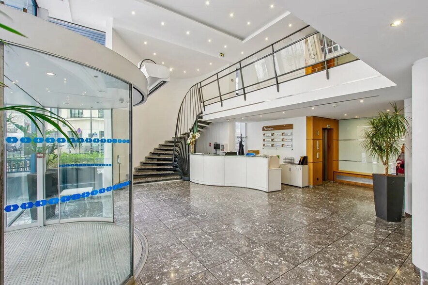 37 Rue De La Victoire, Paris à louer - Hall d’entrée – Image 3 sur 6