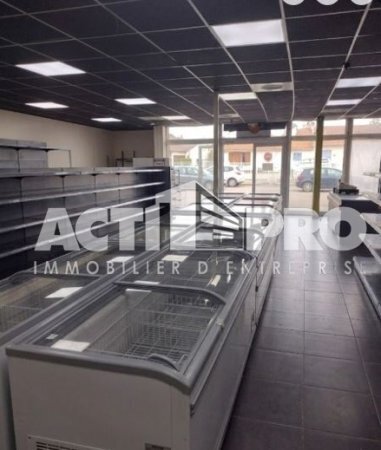 Local d’activités dans Perpignan à louer - Photo intérieure – Image 2 sur 4
