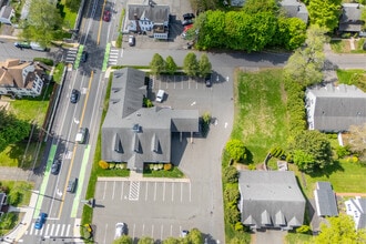 460 Newton St, South Hadley, MA - Vue aérienne  vue de carte - Image1