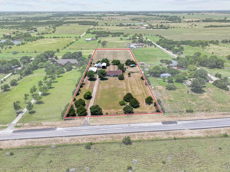 12869 FM 1385, Pilot Point, TX à louer - Photo de l’immeuble – Image 1 sur 35