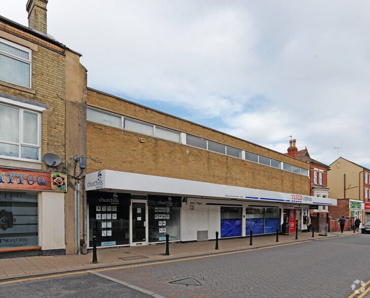 36-42 High St, Irthlingborough à vendre - Photo de l’immeuble – Image 3 sur 9